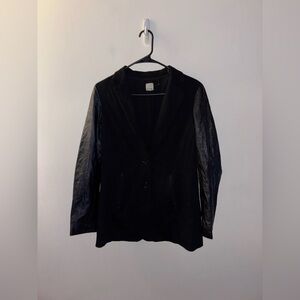 Ecru Black Blazer